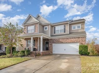 1988 Sapphire Meadow Dr, Fort Mill, SC 29715