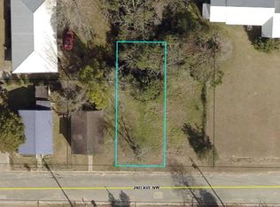 312 2nd Ave NW, Moultrie, GA 31768