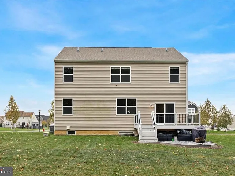 1236 Pimpernell Path — Photo 34