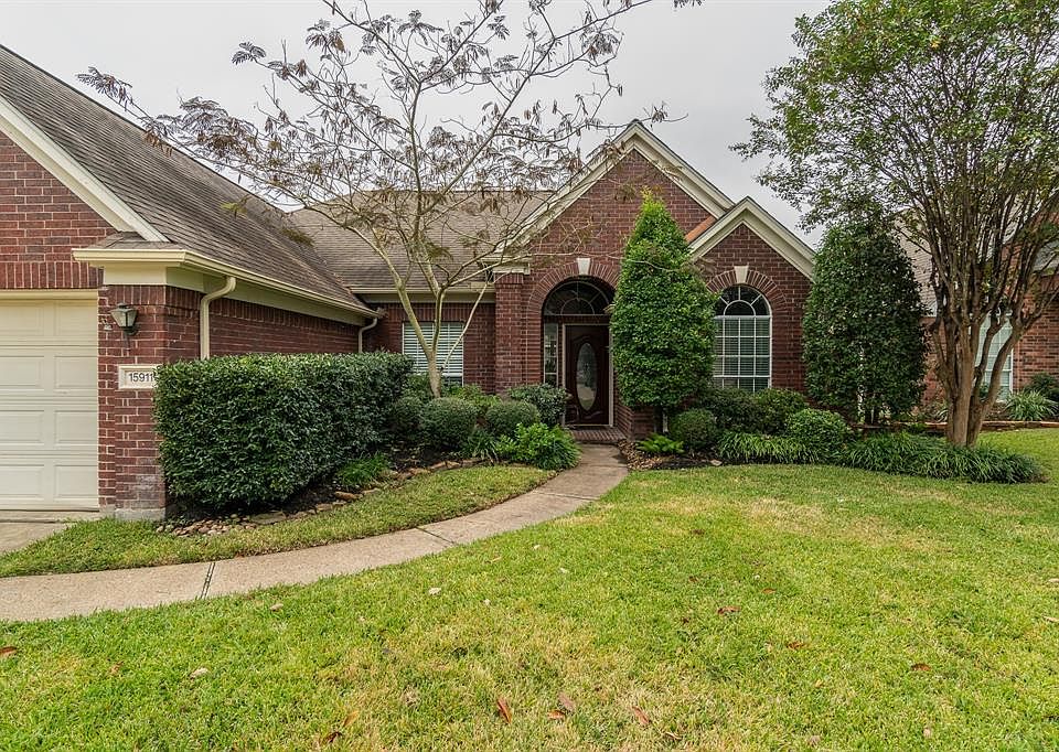 1st image of 15911 Broad Oak Ct