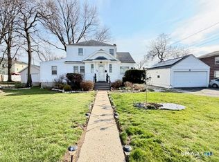 185 Grandview Avenue, Bridgeport, CT 06606