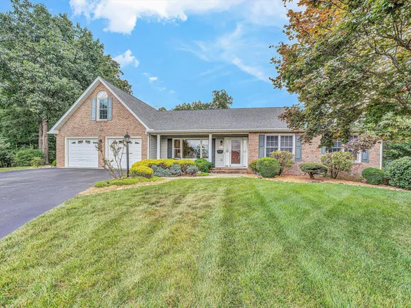 1941 Springmill Rd, Salem, VA 24153