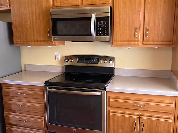 5th image of 5625 Green Valley Cir APT 103