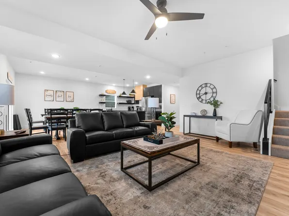 (undisclosed Address), Hollister, MO 65672