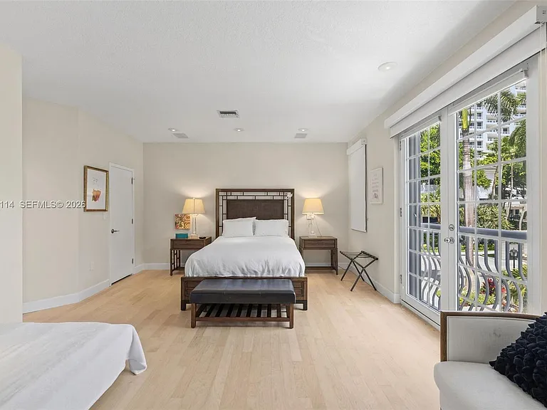 21103 NE 38th Ave — Photo 26