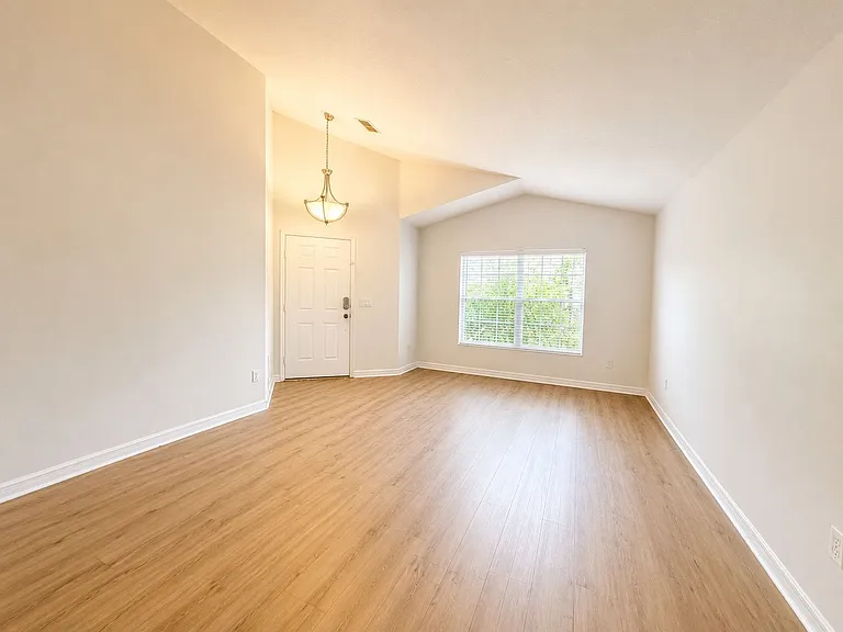2351 Holly Pine Cir — Photo 3