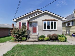 18 Duffy St, Carteret, NJ 07008