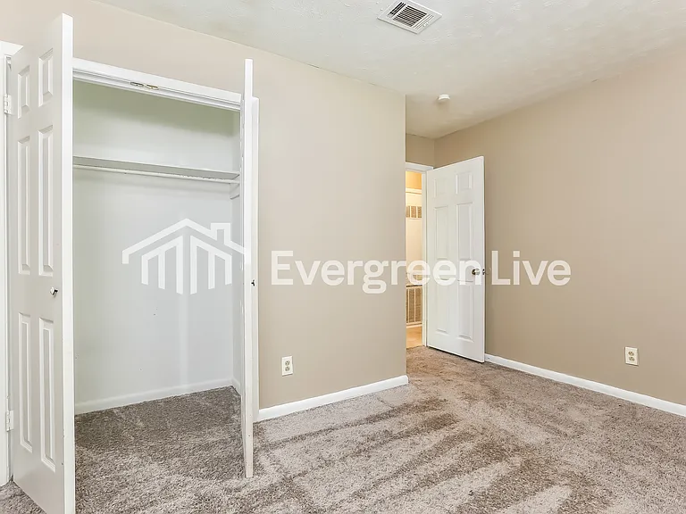 209 Stevenson St — Photo 11