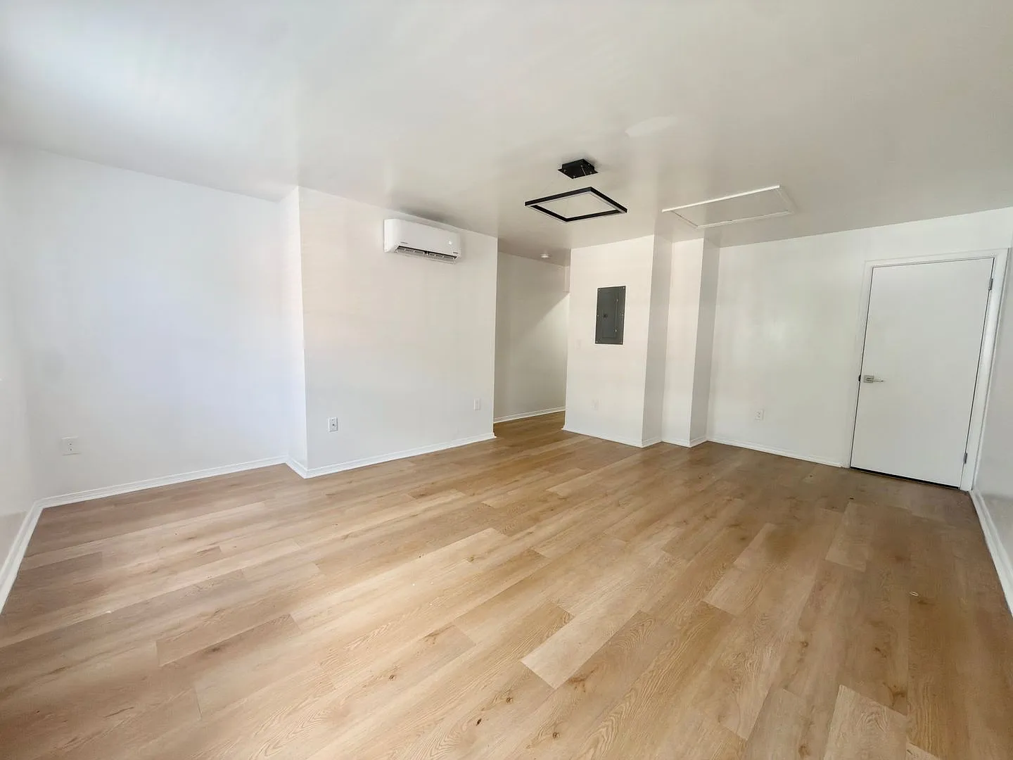 1 bed, 1.0 bath, $1,100 — Photo 4