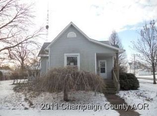 401 E Wilson St, Villa Grove, IL 61956