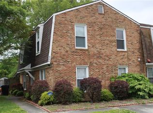 546 Biltmore Dr, Virginia Beach, VA 23454