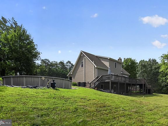 4th image of 20200 Old Mill Rd