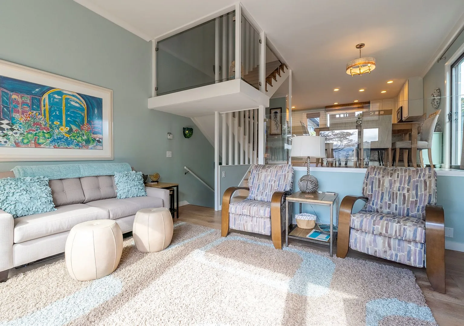 Sophisticated Beachfront Escape with Panoramic Ocean Views — Photo 1