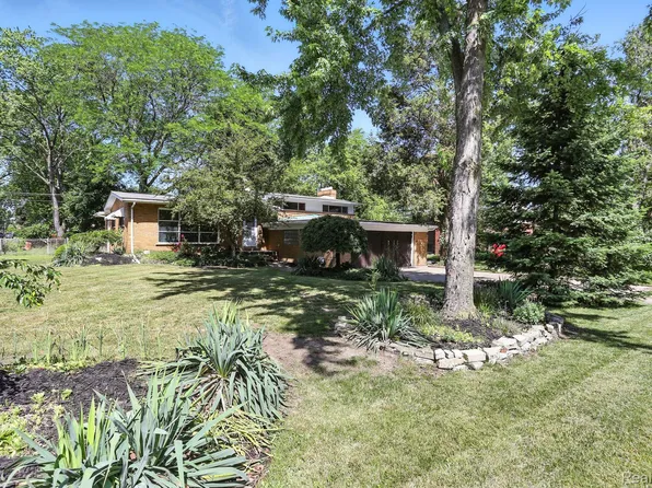 45411 Sterritt St, Utica, MI 48317