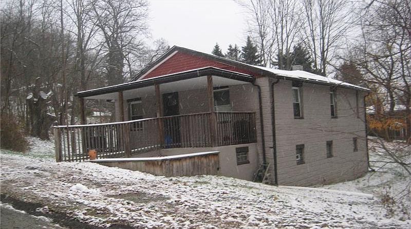 1st image of 730 Stella St