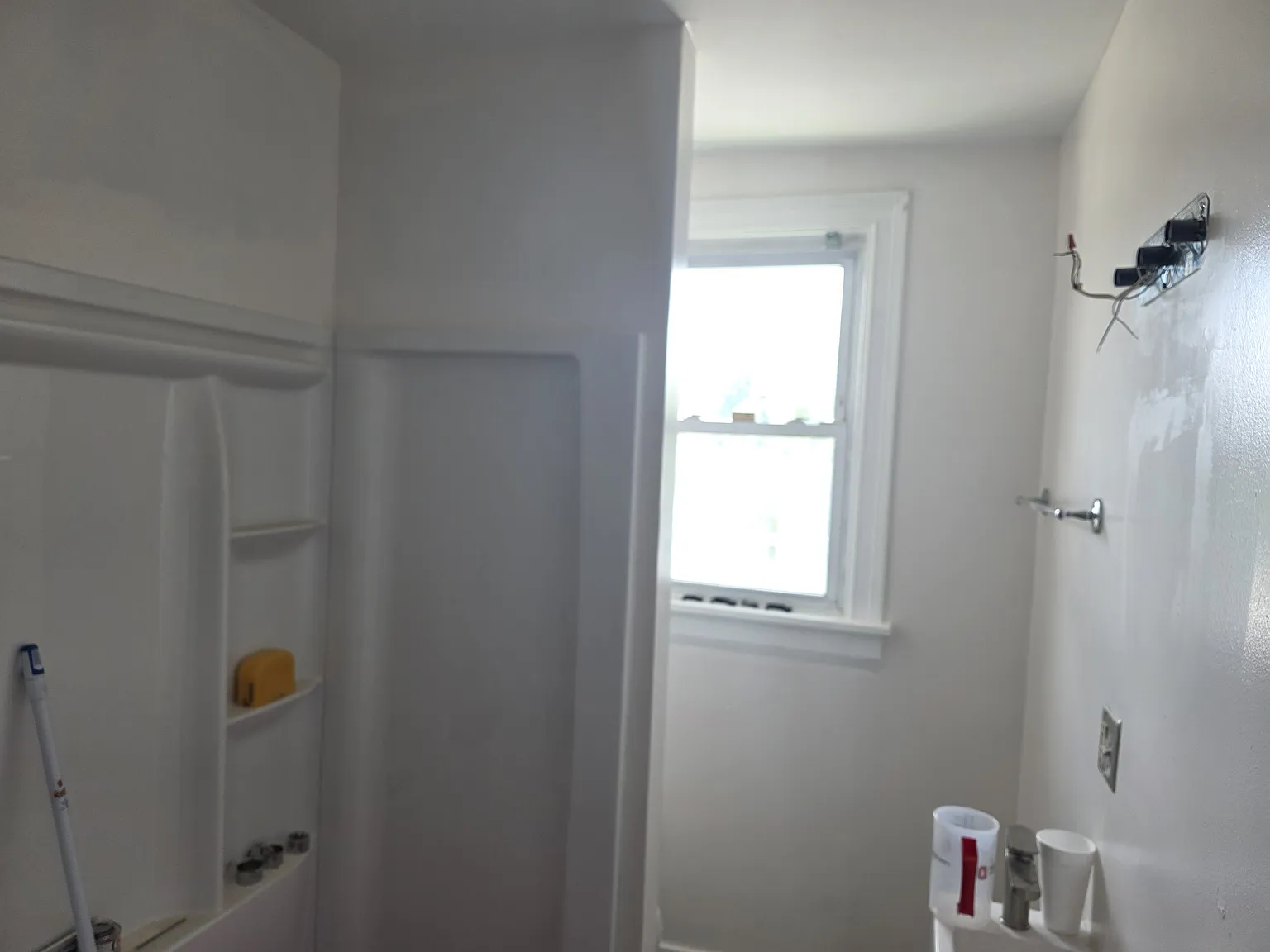 1 bed, 1000 sqft, $1,350 — Photo 2