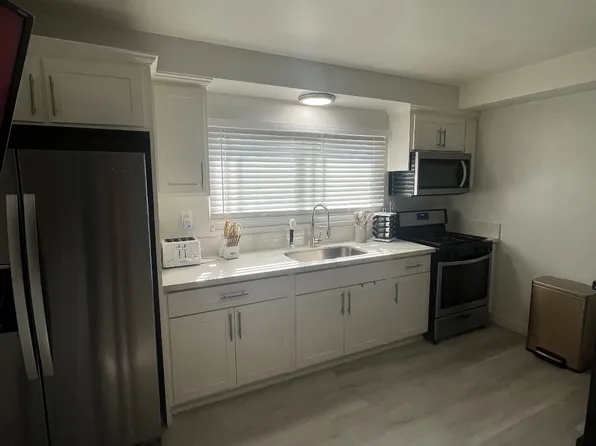 3935 W 108th St #3, Inglewood, CA 90303