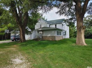 1147 E Guth Rd, Washington, IL 61571