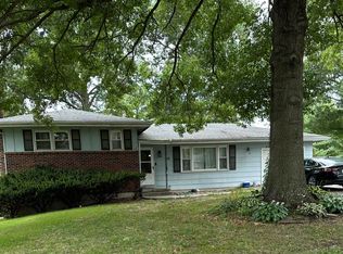 110 S Maple St, Sweet Springs, MO 65351