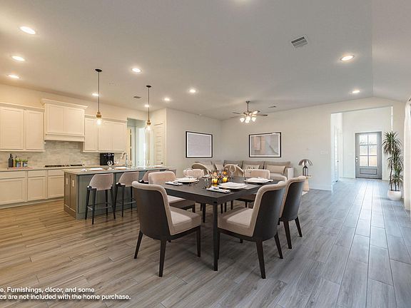 3rd image of 138 SE King Haakon Bay Drive