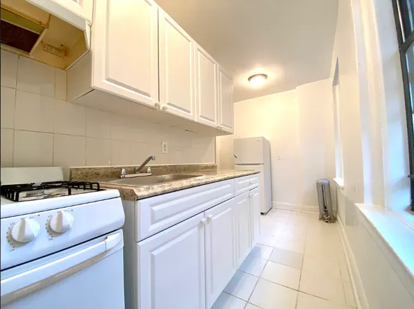 37-52 80th Street image 5 of 7