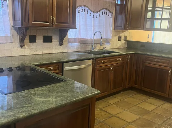 6802 E Kenyon Dr, Tucson, AZ 85710