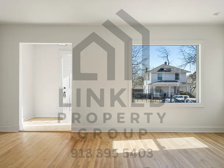 1340 S Florence Ave E — Photo 3