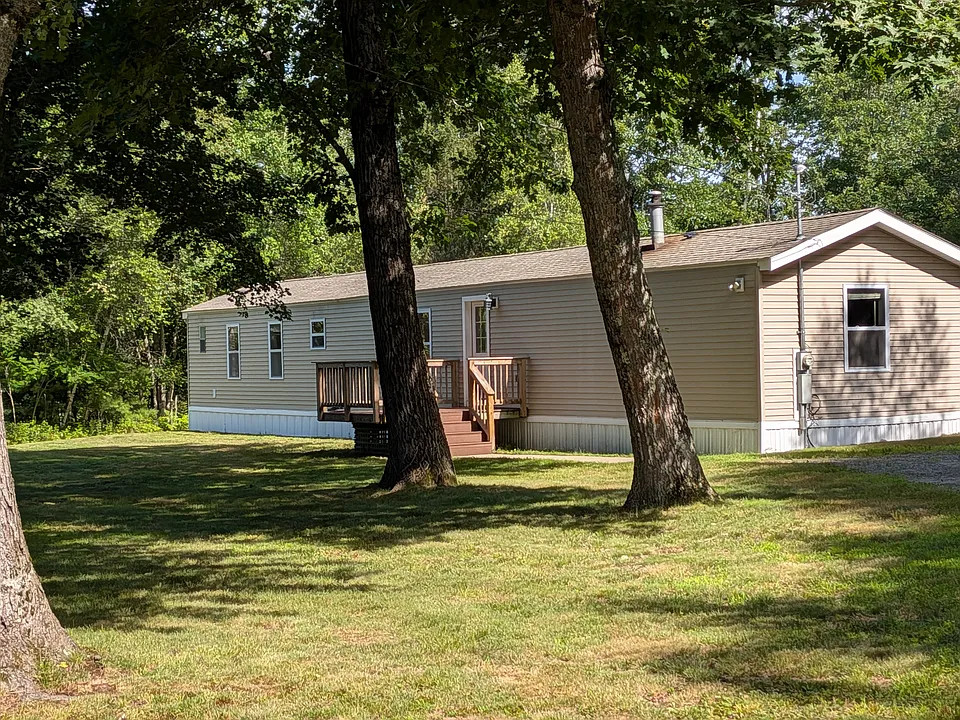 4 Rocky Hill Rd