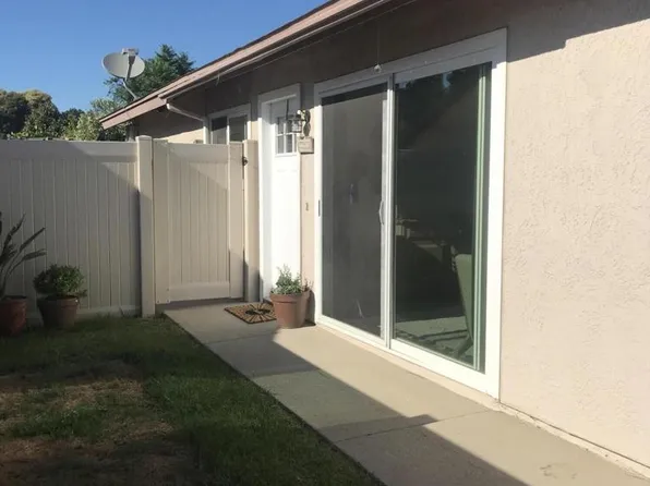 127 Tree Fern Ct, Camarillo, CA 93010