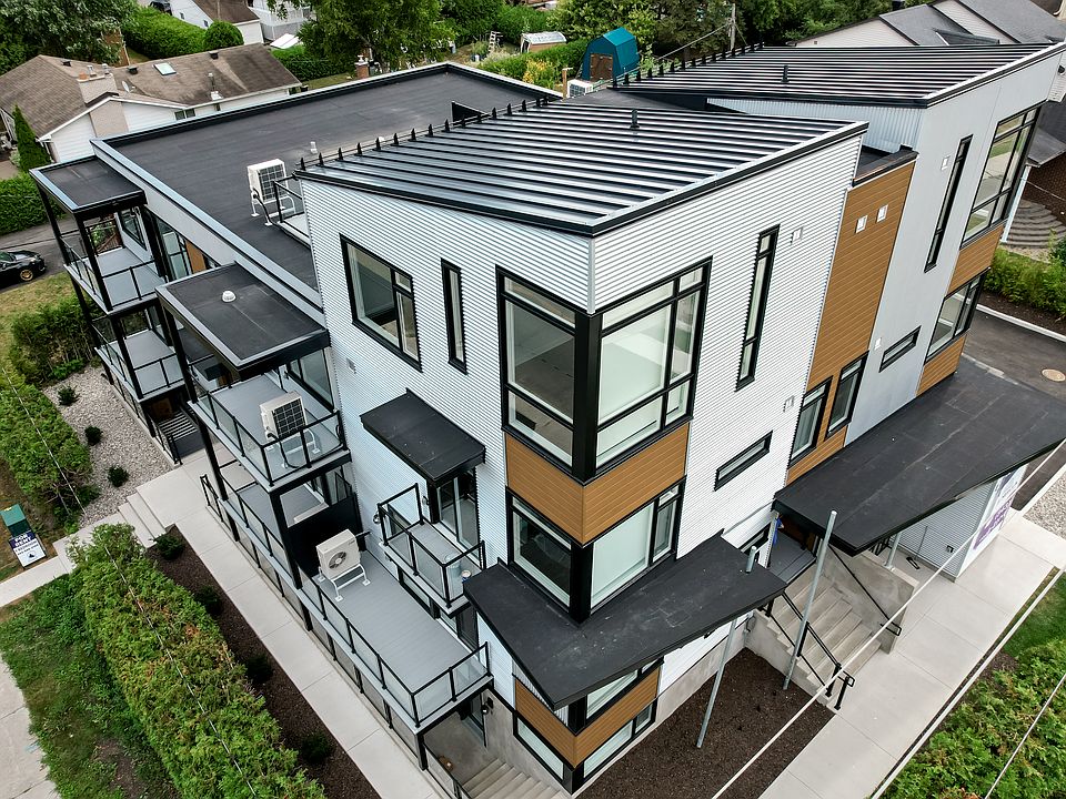 Building Photo 5