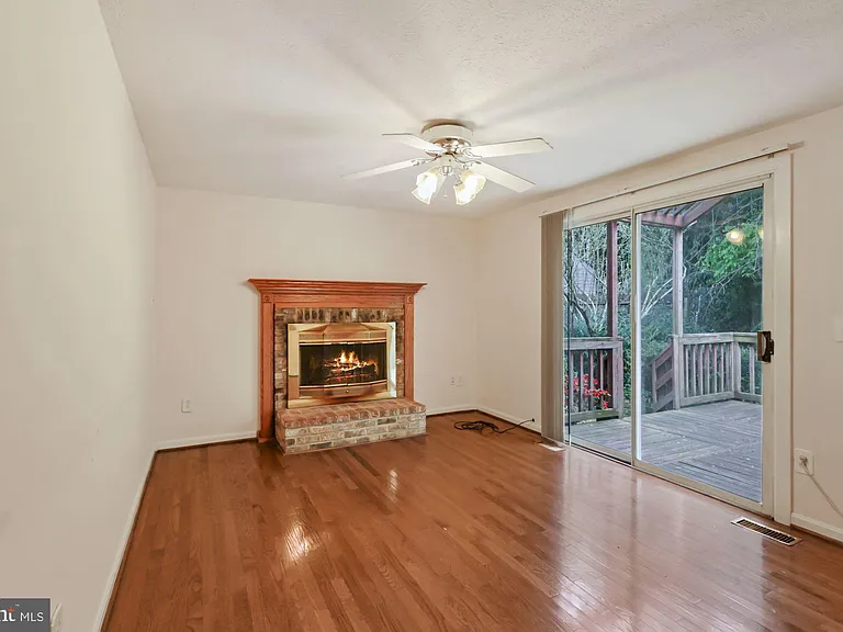 9404 Mirror Pond Dr — Photo 14
