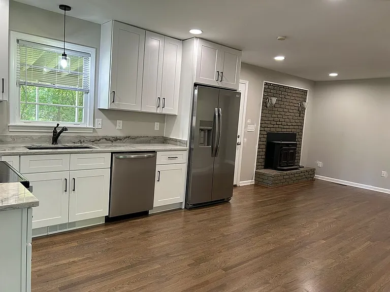 720 Jewel Pl SW — Photo 10