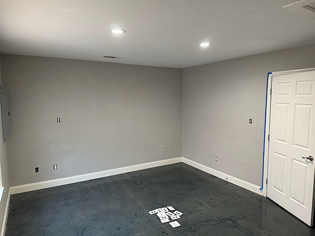 2nd image of 1442 Troupe St #2