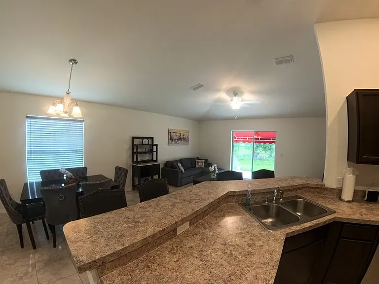 25283 Canterbury Dr — Photo 26