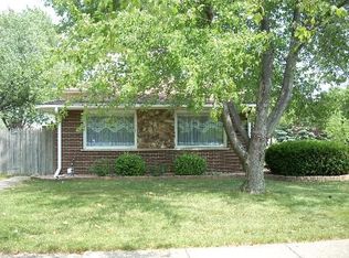 1117 Florence St, Lemont, IL 60439