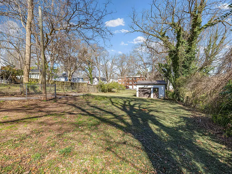 622 Dyer St — Photo 21