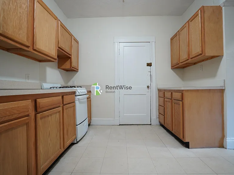 1634 Commonwealth Ave #9 — Photo 16