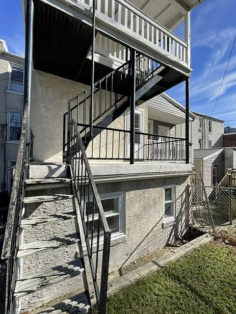 2 bed, $1,425 — Photo 3