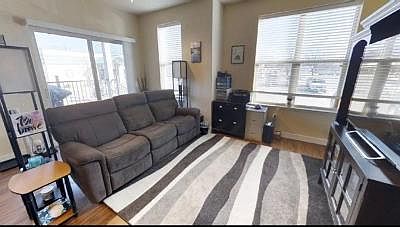 3rd image of 5020 Farwell St APT 101