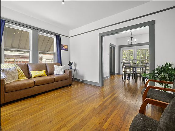 5th image of 1131 McKinley Ave