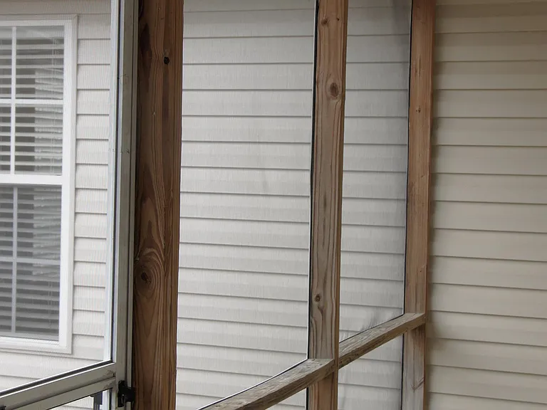 1192 Carriage Dr — Photo 6