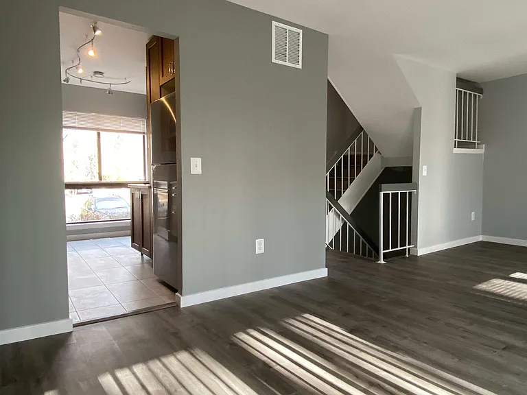 11946 Barrel Cooper Ct — Photo 14