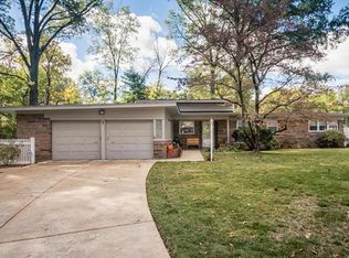 7 Heather Dr, Belleville, IL 62221