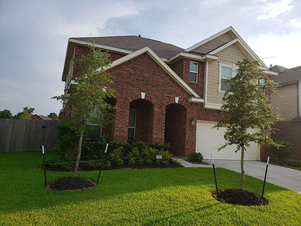 1st image of 12926 Foxwood Creek Ln