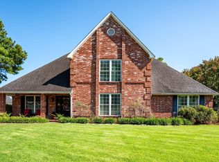 4 Brandon Cir, Conway, AR 72034