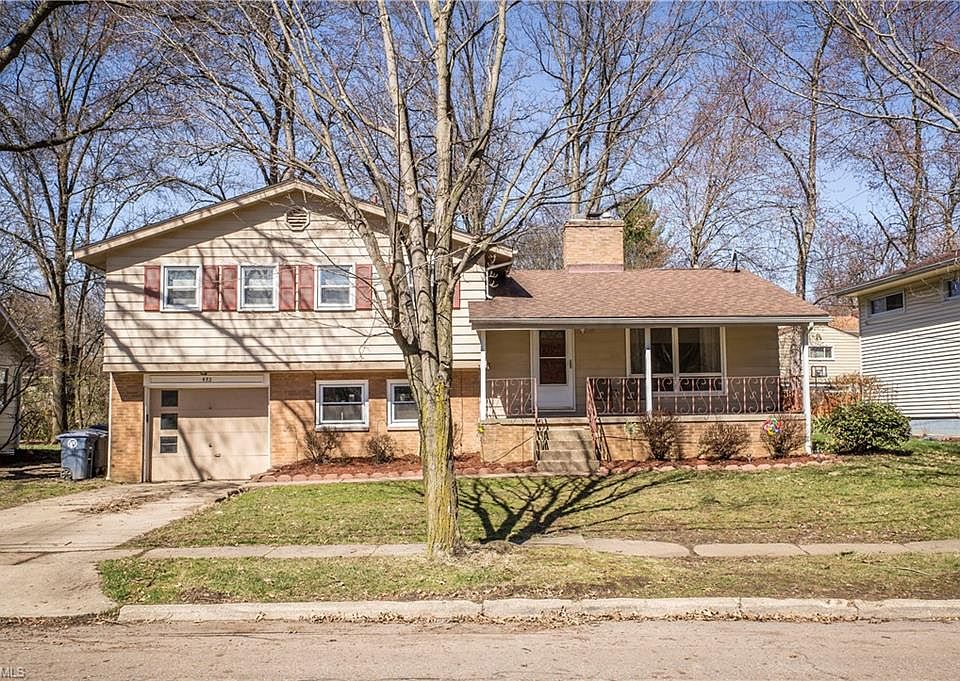 1st image of 472 Clearbrook Dr
