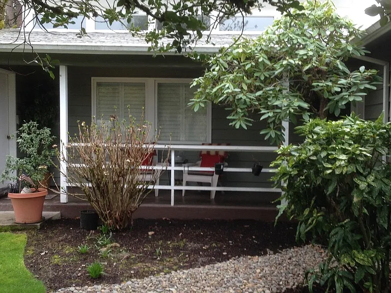11940 SW Douglas St — Photo 2
