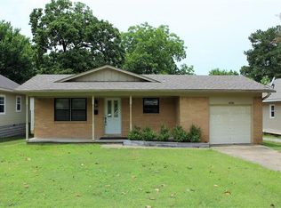 1420 S 17th St, Fort Smith, AR 72901