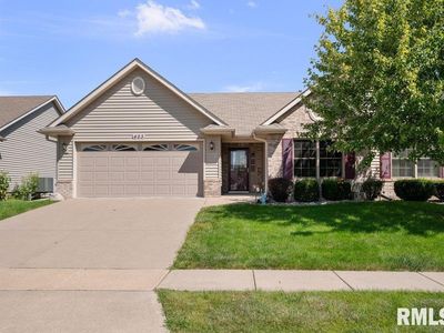 423 Kevin Rd, Blue Grass, IA, 52726