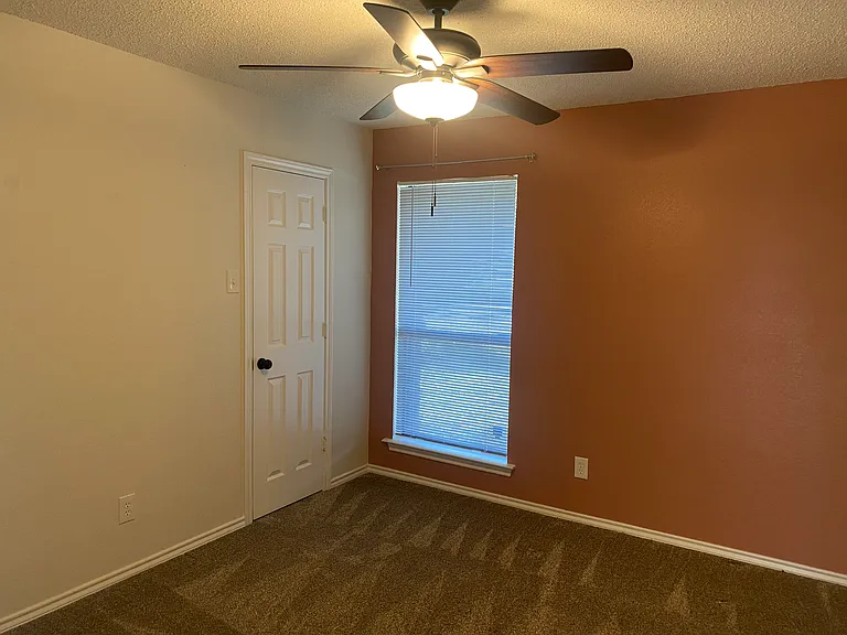 3440 Salmon St — Photo 8